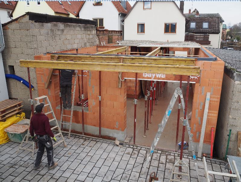 vorbereitung zwischendecke.jpg?cs=af5f19721194b6d7e7d05007aa437fdb024c2b7e7522401f6491ec85749550fd39d44013fffb31b28c52755ebf81b9c68da509db0e44d17cc6a5168743daea99&derivate=usage%3Dposter